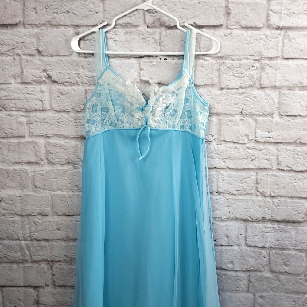 Vintage Radcliffe Nighty Seafoam Blue size Small